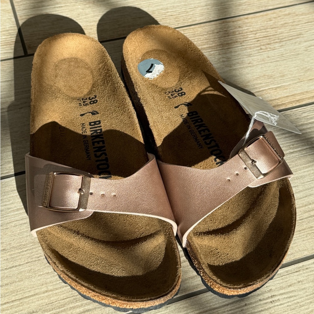 Birkenstock Madrid Rose Gold 7.5 (38 narrow)